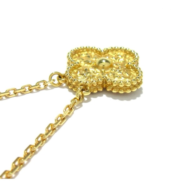 Van Cleef and Arels Vintage Alhambra Gold Clover Necklace - Picture 6 of 7